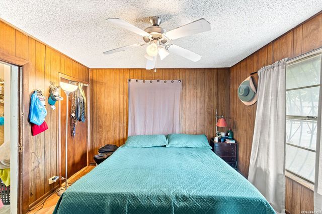 4103 W Salinas St, San Antonio, TX 78207