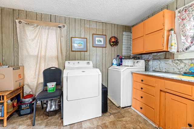 4103 W Salinas St, San Antonio, TX 78207