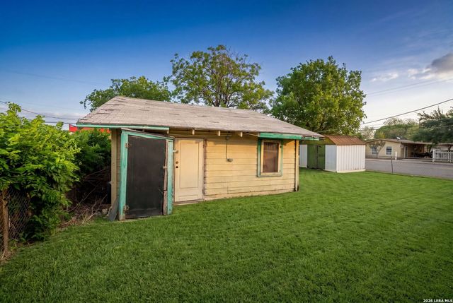 4103 W Salinas St, San Antonio, TX 78207