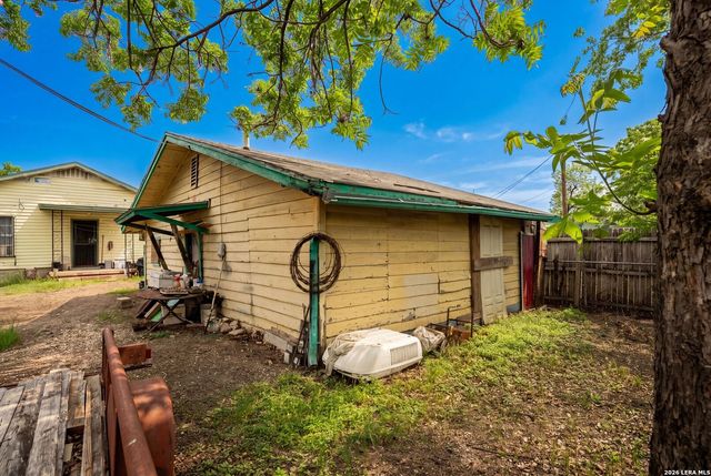 4103 W Salinas St, San Antonio, TX 78207