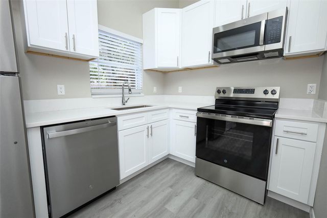 786 LINCOLN PARKWAY, Oviedo, FL 32765