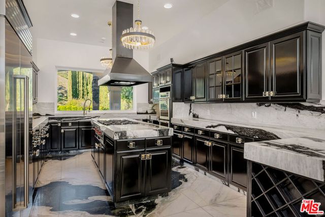 25665 Mulholland Highway, Calabasas, CA 91302