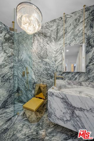 25665 Mulholland Highway, Calabasas, CA 91302