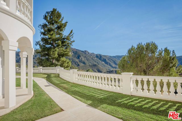 25665 Mulholland Highway, Calabasas, CA 91302