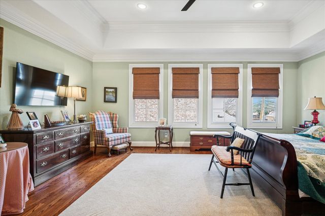 5932 Preston Gate Court, Dallas, TX 75230