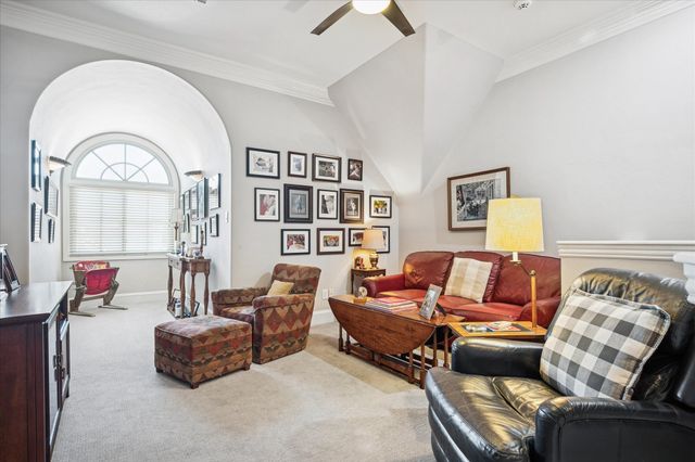 5932 Preston Gate Court, Dallas, TX 75230