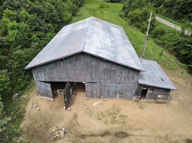 1267 Lower Taulbee Fork Road, Vancleve, KY 41385