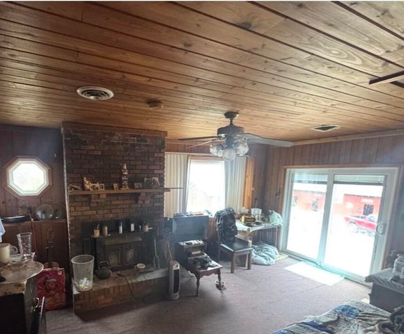 1267 Lower Taulbee Fork Road, Vancleve, KY 41385