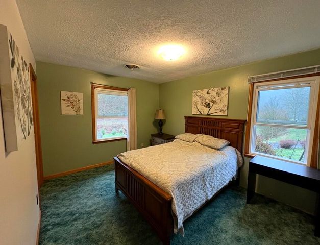 1267 Lower Taulbee Fork Road, Vancleve, KY 41385