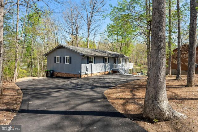 103 HILLSIDE DR, Locust Grove, VA 22508