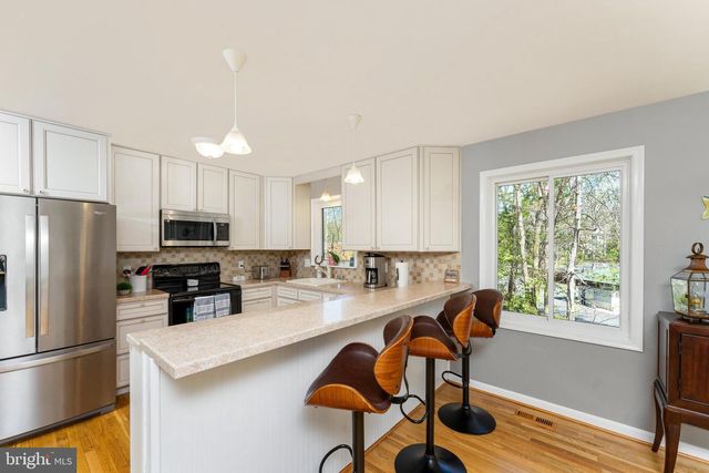 103 HILLSIDE DR, Locust Grove, VA 22508