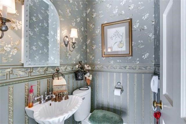 17 Webster St 1, Malden, MA 02148