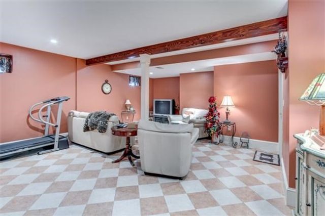 17 Webster St 1, Malden, MA 02148