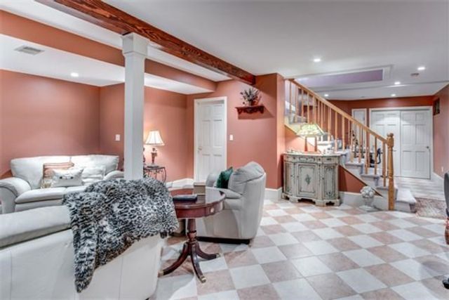 17 Webster St 1, Malden, MA 02148