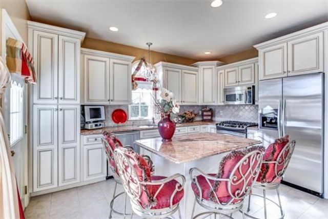 17 Webster St 1, Malden, MA 02148