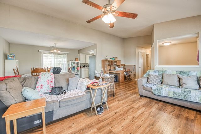 221 N Hillcrest Street, Porterville, CA 93257