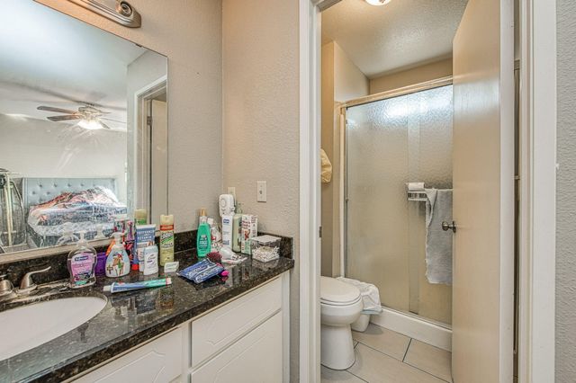 221 N Hillcrest Street, Porterville, CA 93257