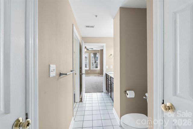 718 W Trade Street 801, Charlotte, NC 28202