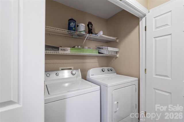 718 W Trade Street 801, Charlotte, NC 28202