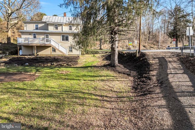 6501 CREEK RD, Newport, PA 17074