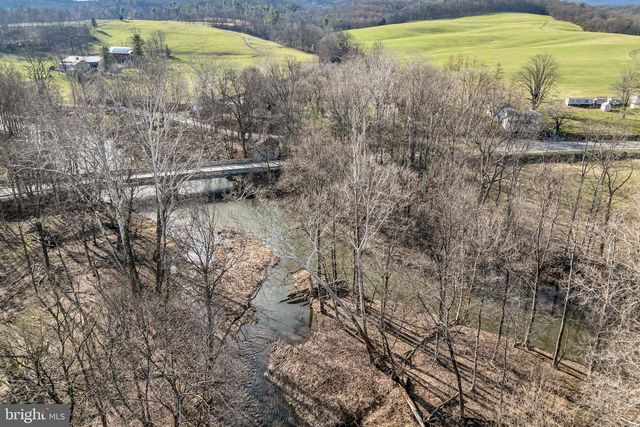 6501 CREEK RD, Newport, PA 17074