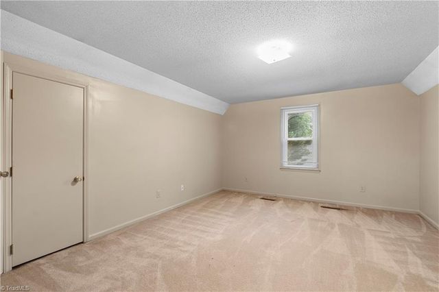 5092 Hutchins Street, Winston-salem, NC 27106