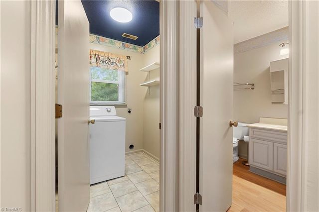 5092 Hutchins Street, Winston-salem, NC 27106