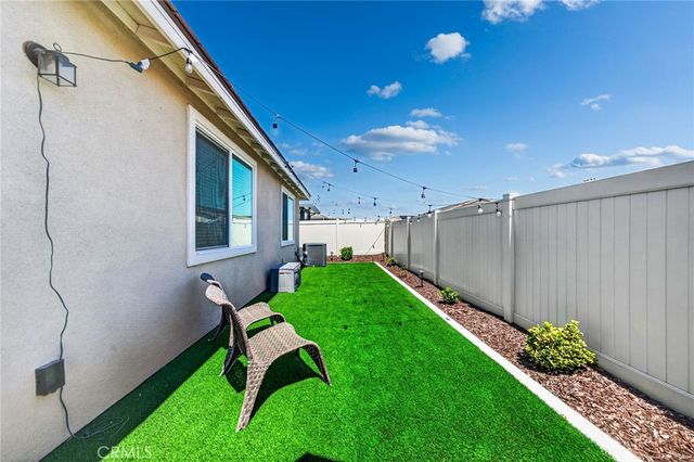 32632 Jaenichen, Menifee, CA 92584