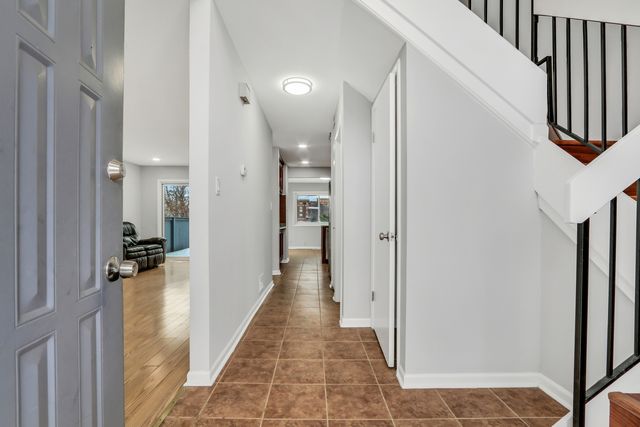 111 Windsor Drive, Vernon Hills, IL 60061