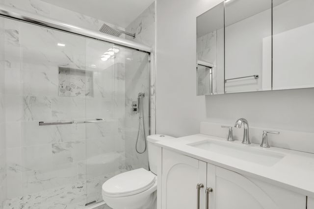 111 Windsor Drive, Vernon Hills, IL 60061