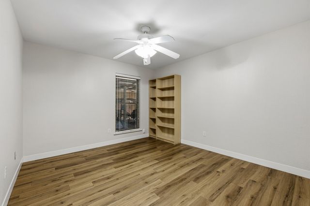 3332 Gatwick Place, Farmers Branch, TX 75234