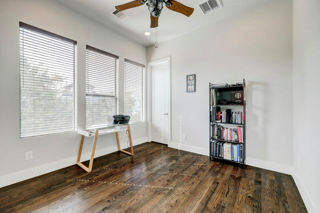 5622 Kiam Street F, Houston, TX 77007