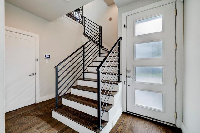 5622 Kiam Street F, Houston, TX 77007