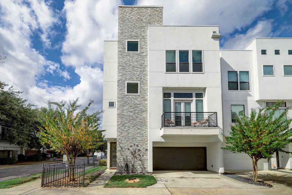 5622 Kiam Street F, Houston, TX 77007