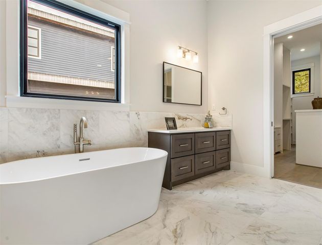 1127 Wynnwood Lane, Houston, TX 77008