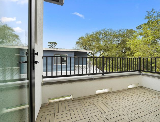 1127 Wynnwood Lane, Houston, TX 77008