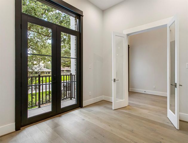 1127 Wynnwood Lane, Houston, TX 77008