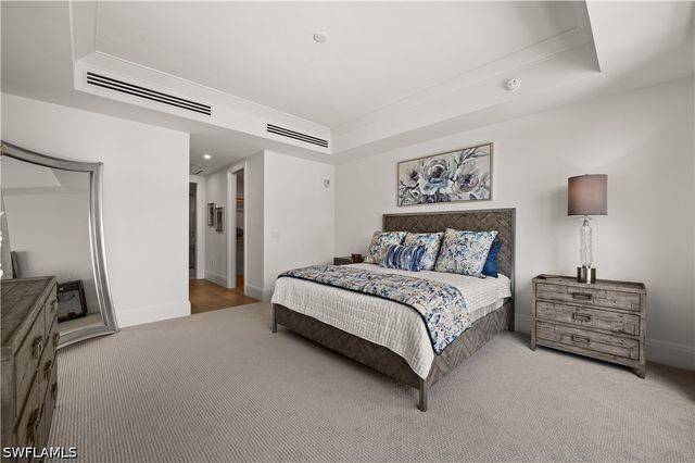 1130 3rd AVE S 309, Naples, FL 34102