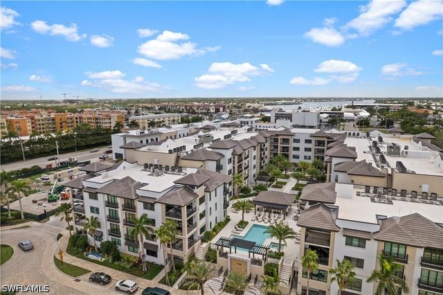 1130 3rd AVE S 309, Naples, FL 34102