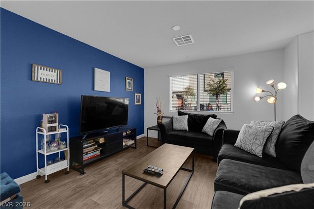 2632 Canary Yellow Court, North Las Vegas, NV 89086