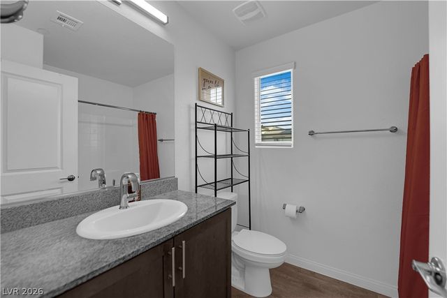 2632 Canary Yellow Court, North Las Vegas, NV 89086