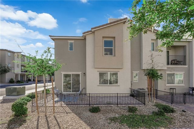 2632 Canary Yellow Court, North Las Vegas, NV 89086