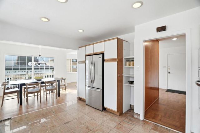 1469 Southgate Avenue, Daly City, CA 94015