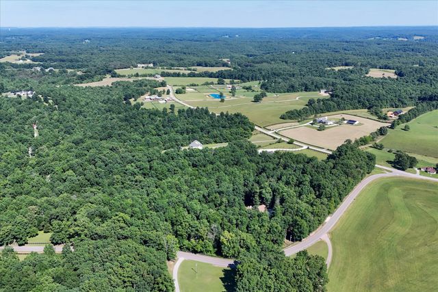 7865 Barnhill Rd, Primm Springs, TN 38476