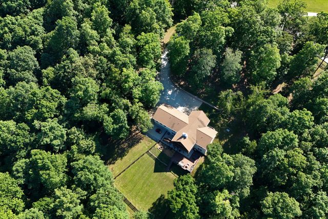 7865 Barnhill Rd, Primm Springs, TN 38476