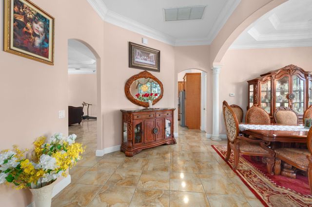 5305 Southwind Trail, Fort Pierce, FL 34951