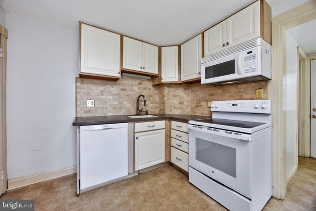 112 EMBREEVILLE RD, Downingtown, PA 19335