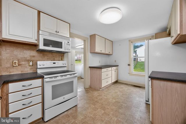 112 EMBREEVILLE RD, Downingtown, PA 19335