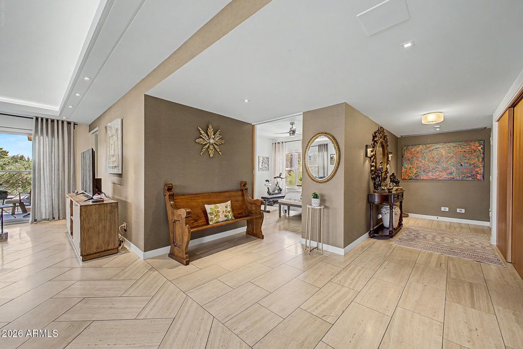 2201 N Central Avenue 2F, Phoenix, AZ 85004 — exterior