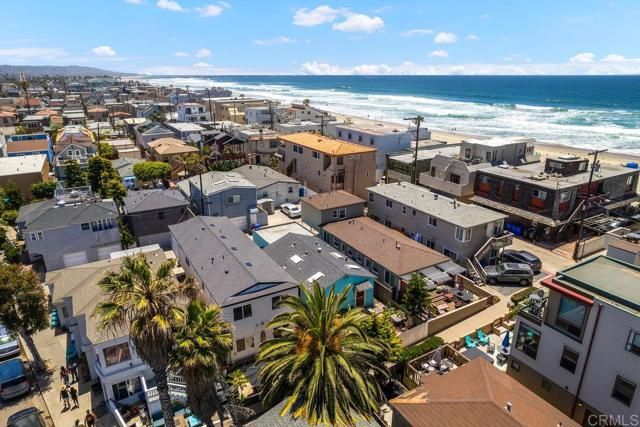 725 Kingston Court, San Diego, CA 92109